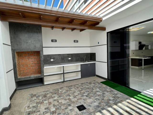 #231007 - Casa para Venta en San Diego - G
