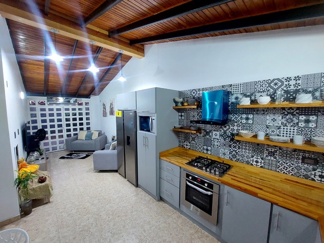 #242290 - Casa para Venta en San Diego - G