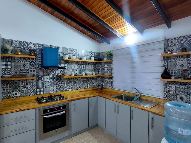 #242290 - Casa para Venta en San Diego - G