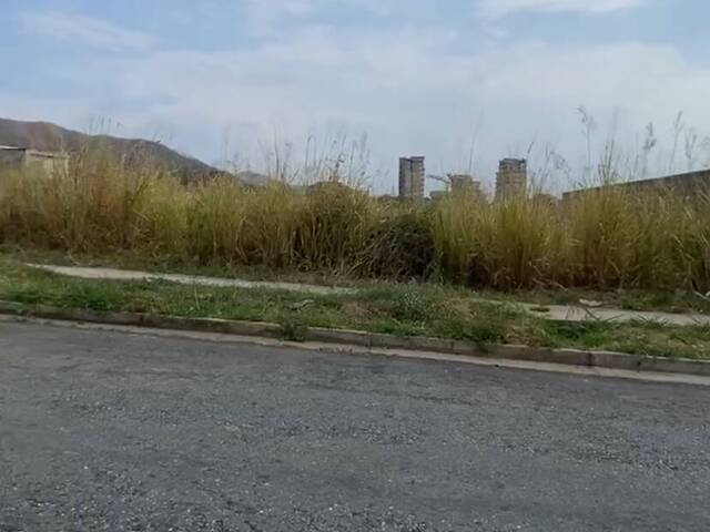 Terreno para Venta en Valencia - 2