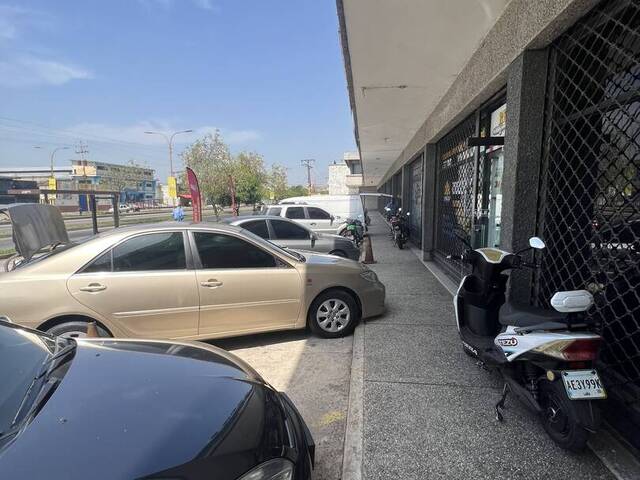 #236464 - Local / Casa Comercial para Alquiler en Valencia - G