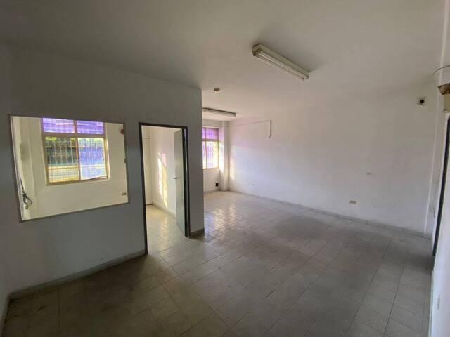 Galpón para Venta en Valencia - 5