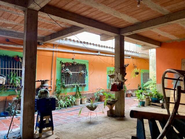#244028 - Casa para Venta en Tocuyito - G