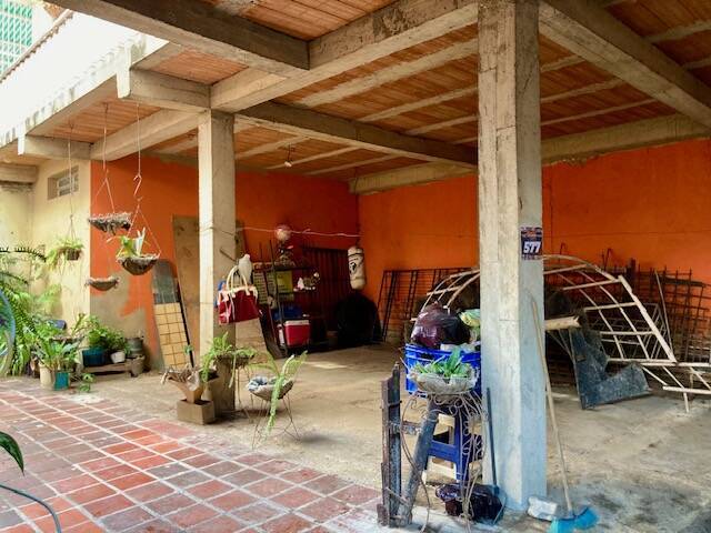 #244028 - Casa para Venta en Tocuyito - G