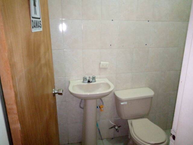 #247868 - Local / Casa Comercial para Venta en Guacara - G