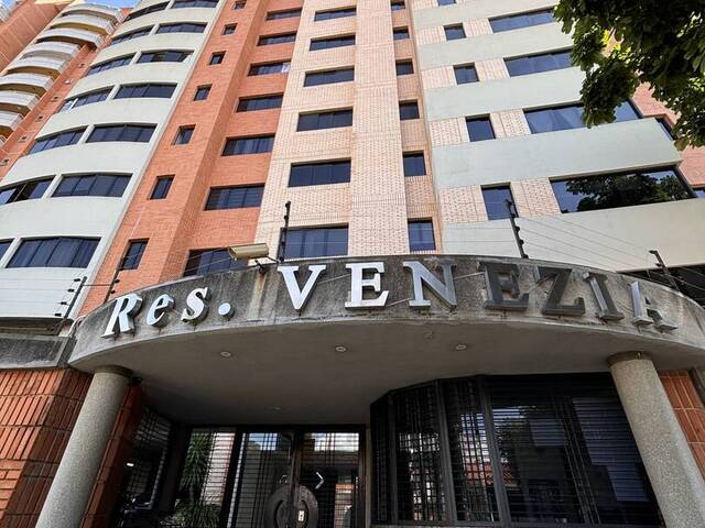 #23410 - Apartamento para Alquiler en Valencia - G