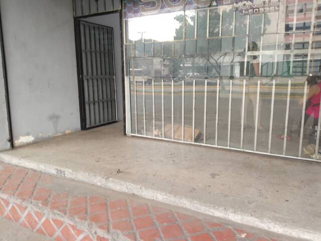 Local / Casa Comercial para Venta en Valencia - 4