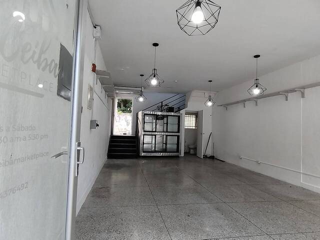 Local / Casa Comercial para Alquiler en Valencia - 4