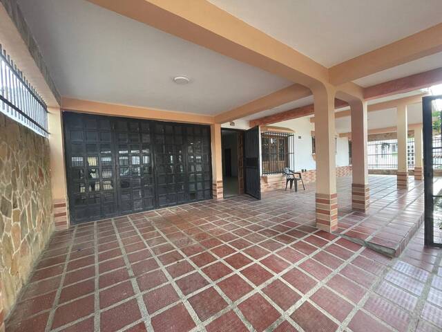 #259085 - Casa para Venta en Tocuyito - G