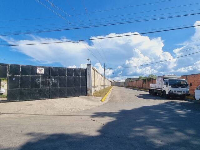 Venta en La Floresta - Guacara