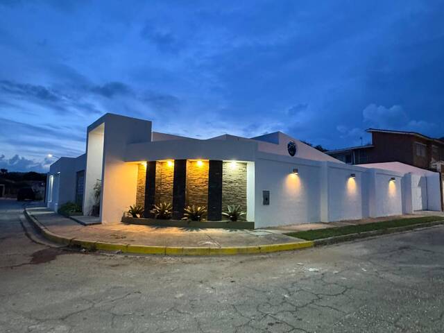 Casa para Venta en Valencia - 2
