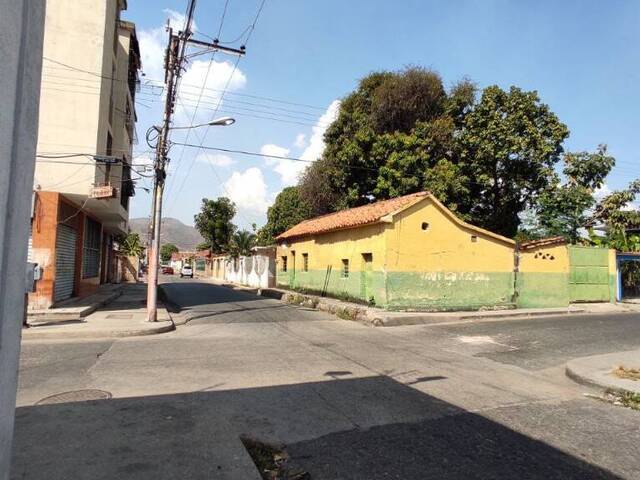 #266832 - Local / Casa Comercial para Venta en Guacara - G - 3