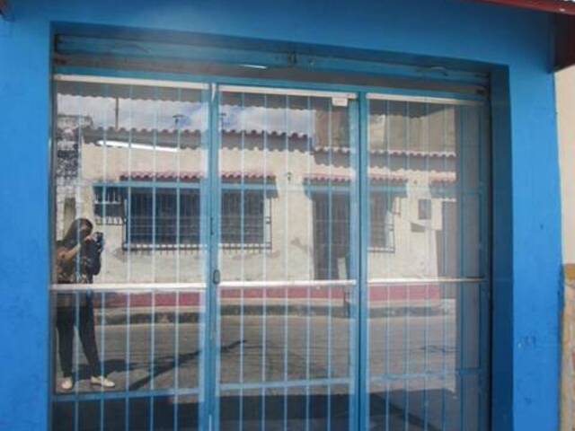Local / Casa Comercial para Alquiler en  Naguanagua - 5