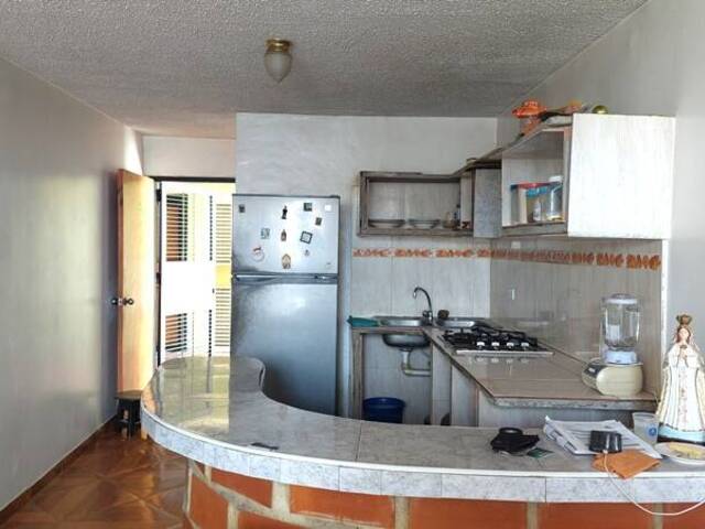 #267857 - Apartamento para Venta en Los Guayos - G - 2