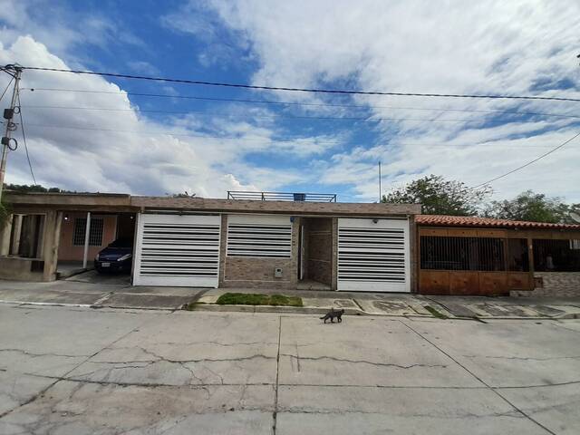#267785 - Casa para Venta en San Joaquín - G