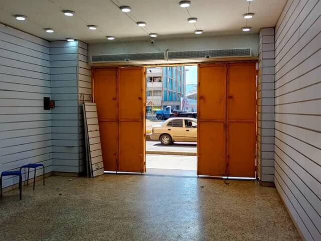 Local / Casa Comercial para Alquiler en Valencia - 4