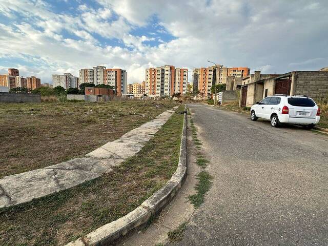 Terreno para Venta en Naguanagua - 4