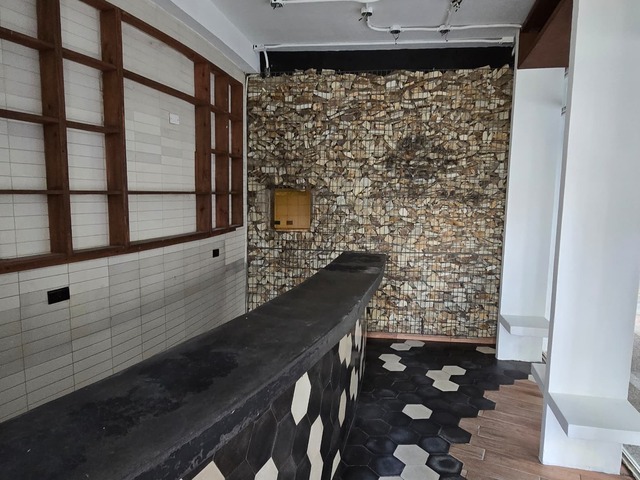 Local / Casa Comercial para Alquiler en Valencia - 4