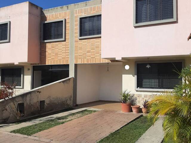#24920 - Casa para Venta en San Diego - G