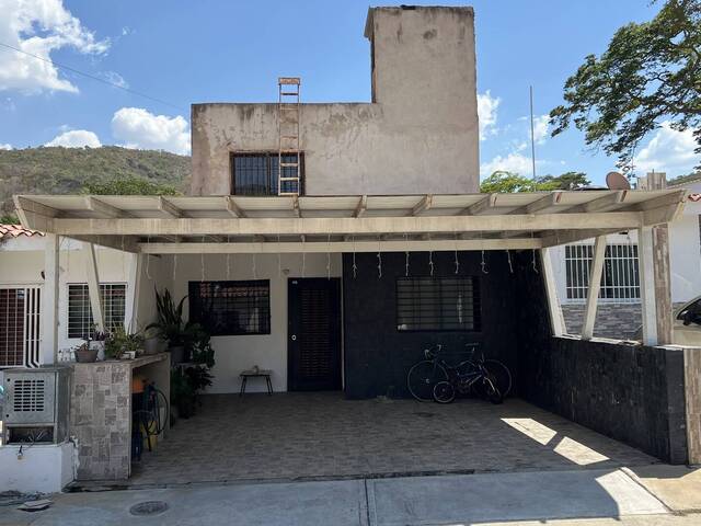 Venta en Lomas de La Hacienda - San Diego