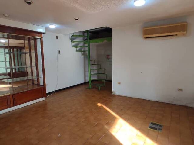 Local / Casa Comercial para Venta en Valencia - 4