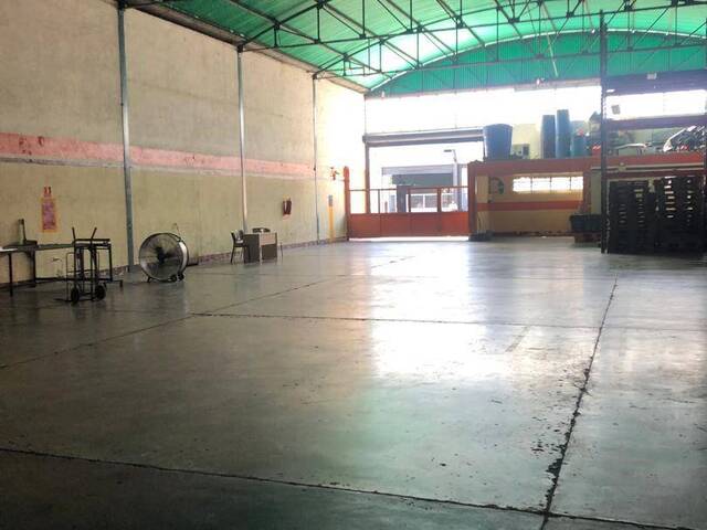 Alquiler en Zona Industrial Castillito - Valencia