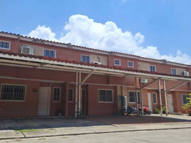 #242505 - Casa para Venta en San Diego - G