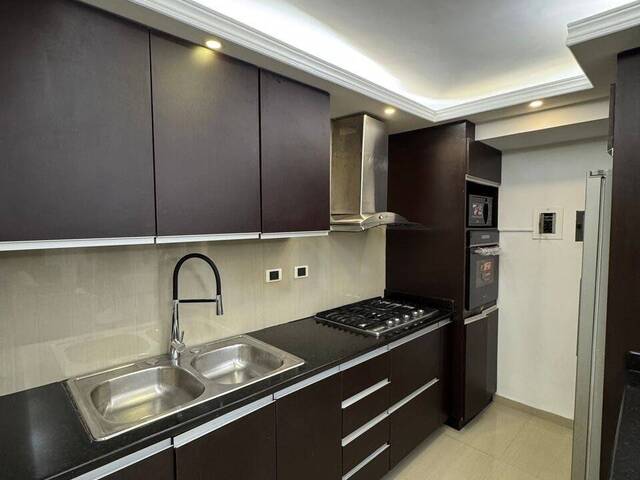 Apartamento para Alquiler en  Naguanagua - 4
