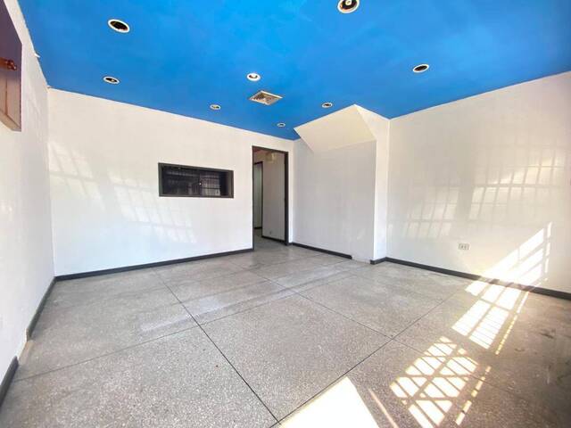 Edificio comercial para Venta en Valencia - 4