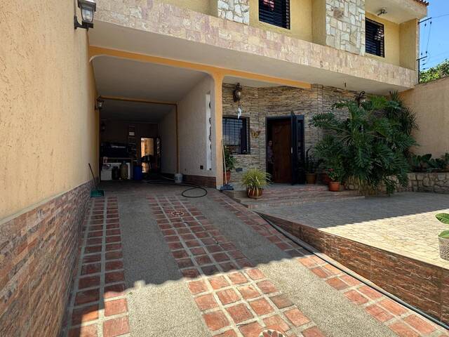 Casa para Venta en Valencia - 2