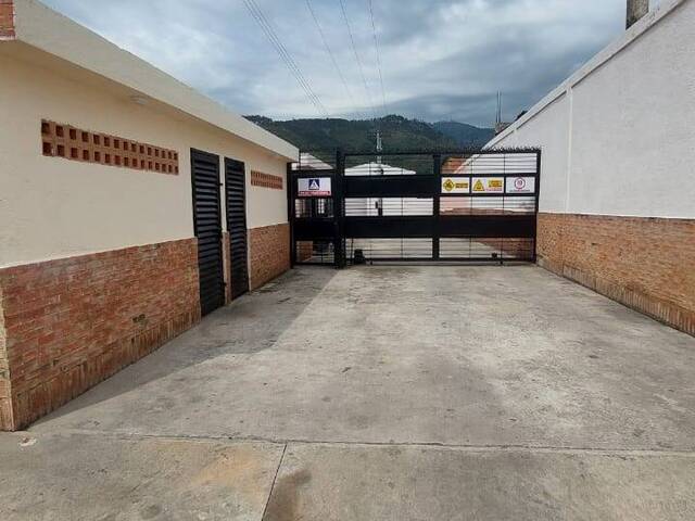 #280354 - Townhouse para Venta en  Naguanagua - G - 2