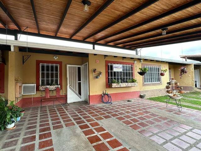 #281144 - Casa para Venta en San Diego - G - 2