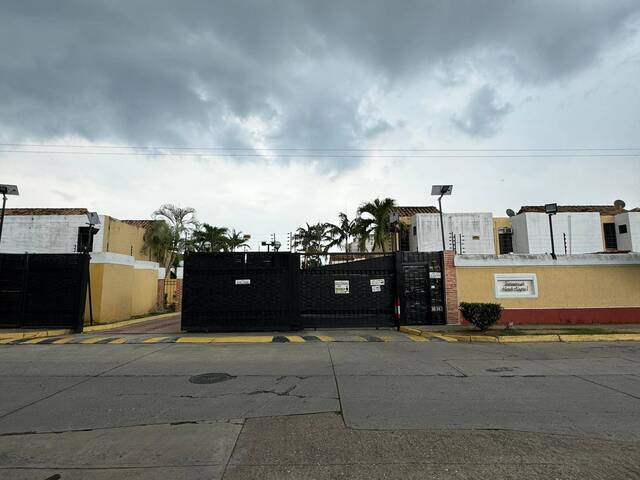 Venta en Tazajal -  Naguanagua