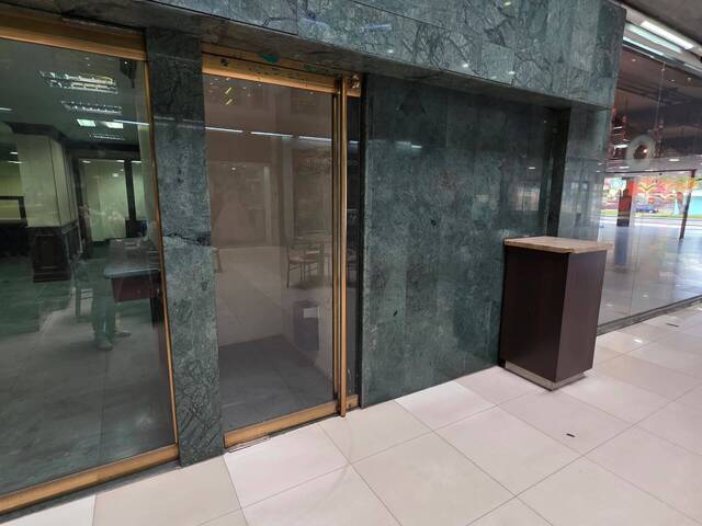 Venta en Av. Bolivar - Valencia
