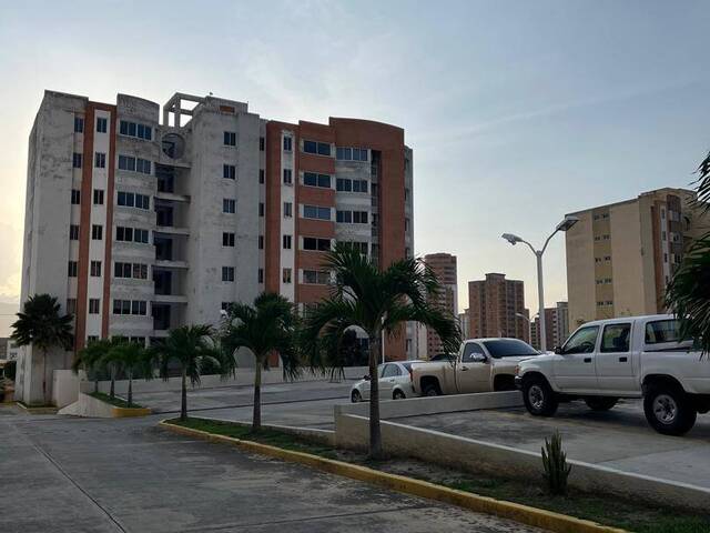 Apartamento para Alquiler en  Naguanagua - 5