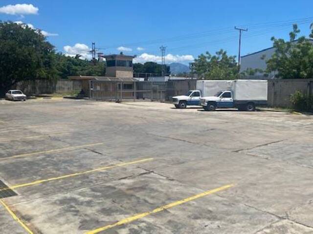 #283879 - Galpón para Venta en Valencia - G - 3