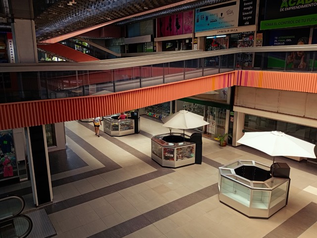 Local / Casa Comercial para Venta en Valencia - 4