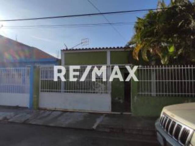 Venta en Santa Rosa - Valencia