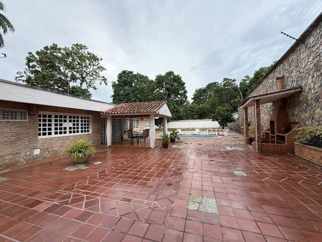 Venta en Colinas de Guataparo - Valencia
