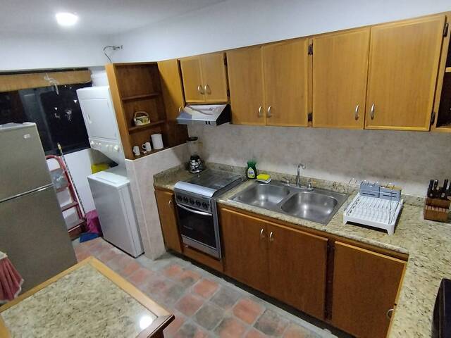 Apartamento para Alquiler en  Naguanagua - 4
