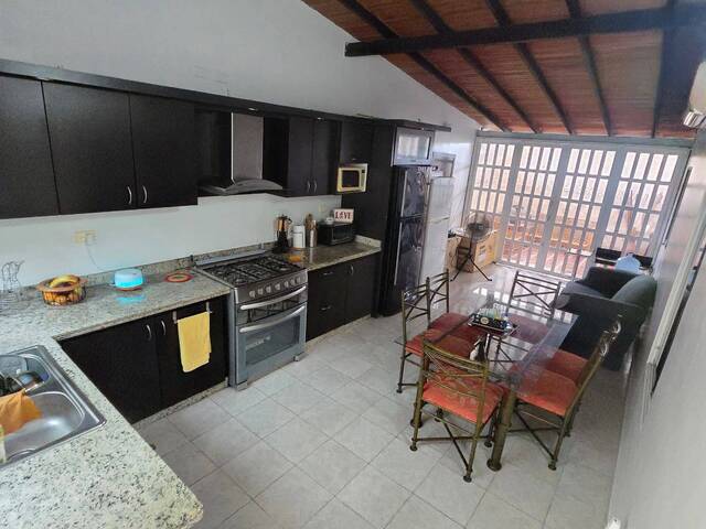 Venta en Valle de Oro - San Diego