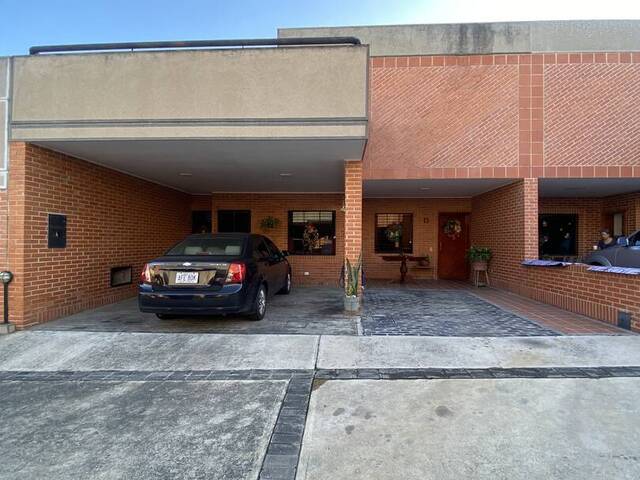 Venta en Valles de Camoruco - Valencia