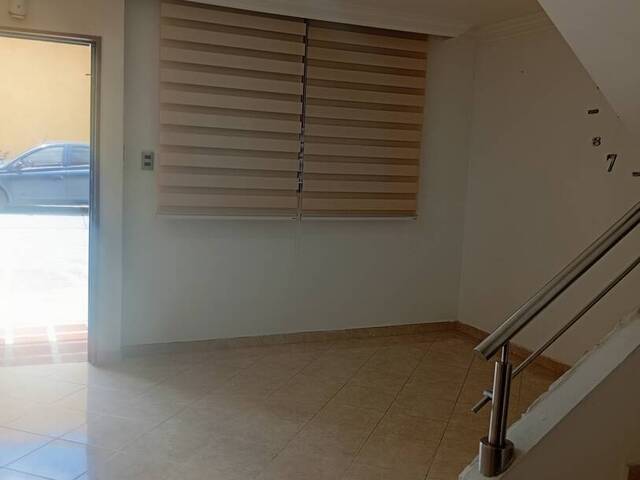 #26891 - Townhouse para Venta en Valencia - G - 2