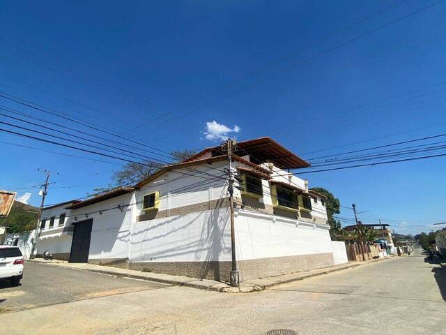 #26923 - Casa para Venta en Miranda - G - 1