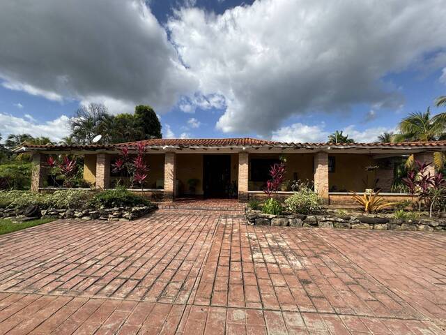 #292355 - Casa para Venta en Tocuyito - G - 1