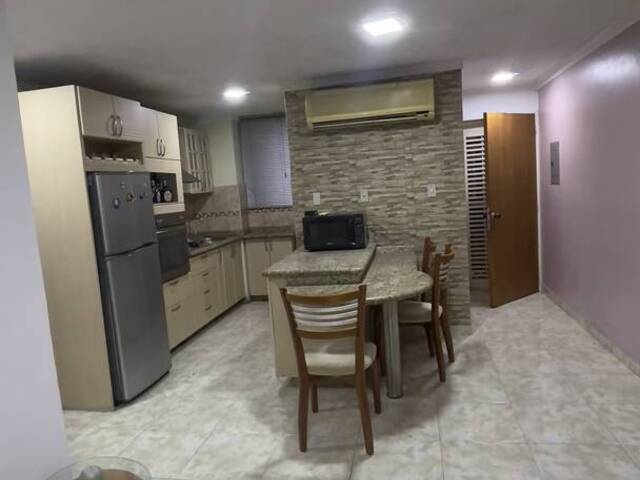 #27299 - Apartamento para Alquiler en San Diego - G