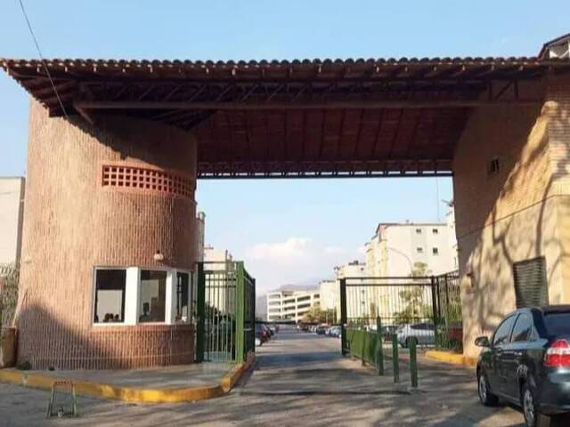 Alquiler en av julio centeno - San Diego