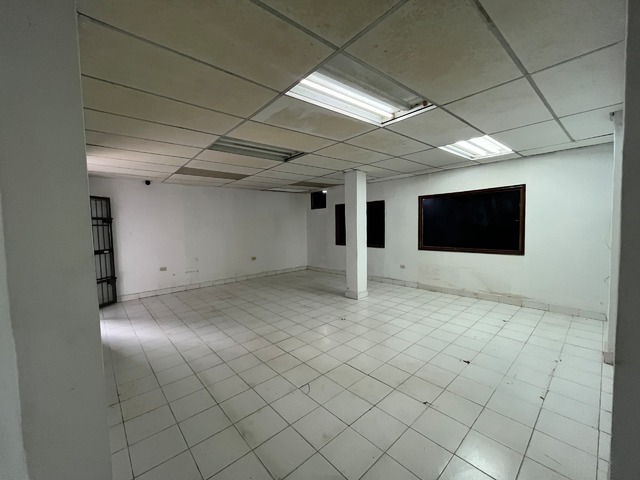 #295423 - Local / Casa Comercial para Alquiler en  Naguanagua - G