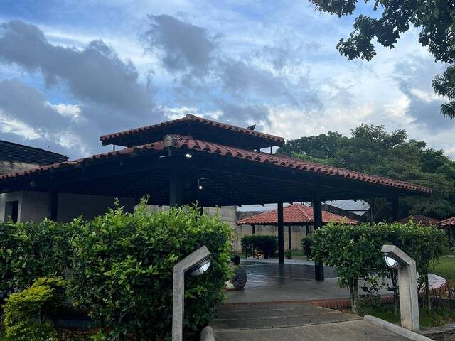 Alquiler en Los Guayabitos - Valencia
