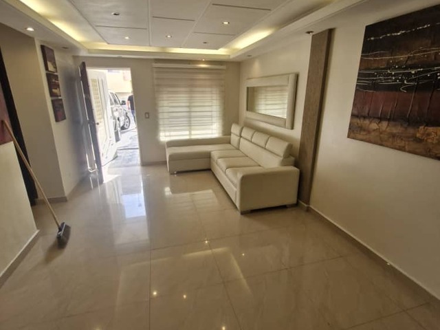 #297465 - Townhouse para Venta en Valencia - G - 2